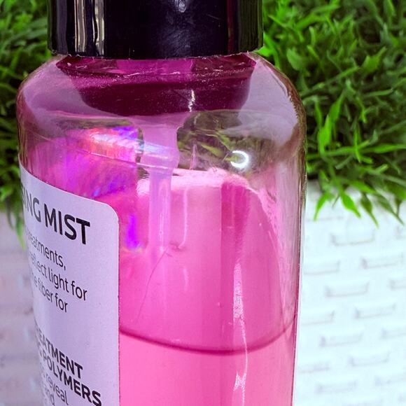 L'Oréal Paris Advanced Haircare Nutrigloss High Shine Glossing Mist, 3.4 fl... - Picture 3 of 6